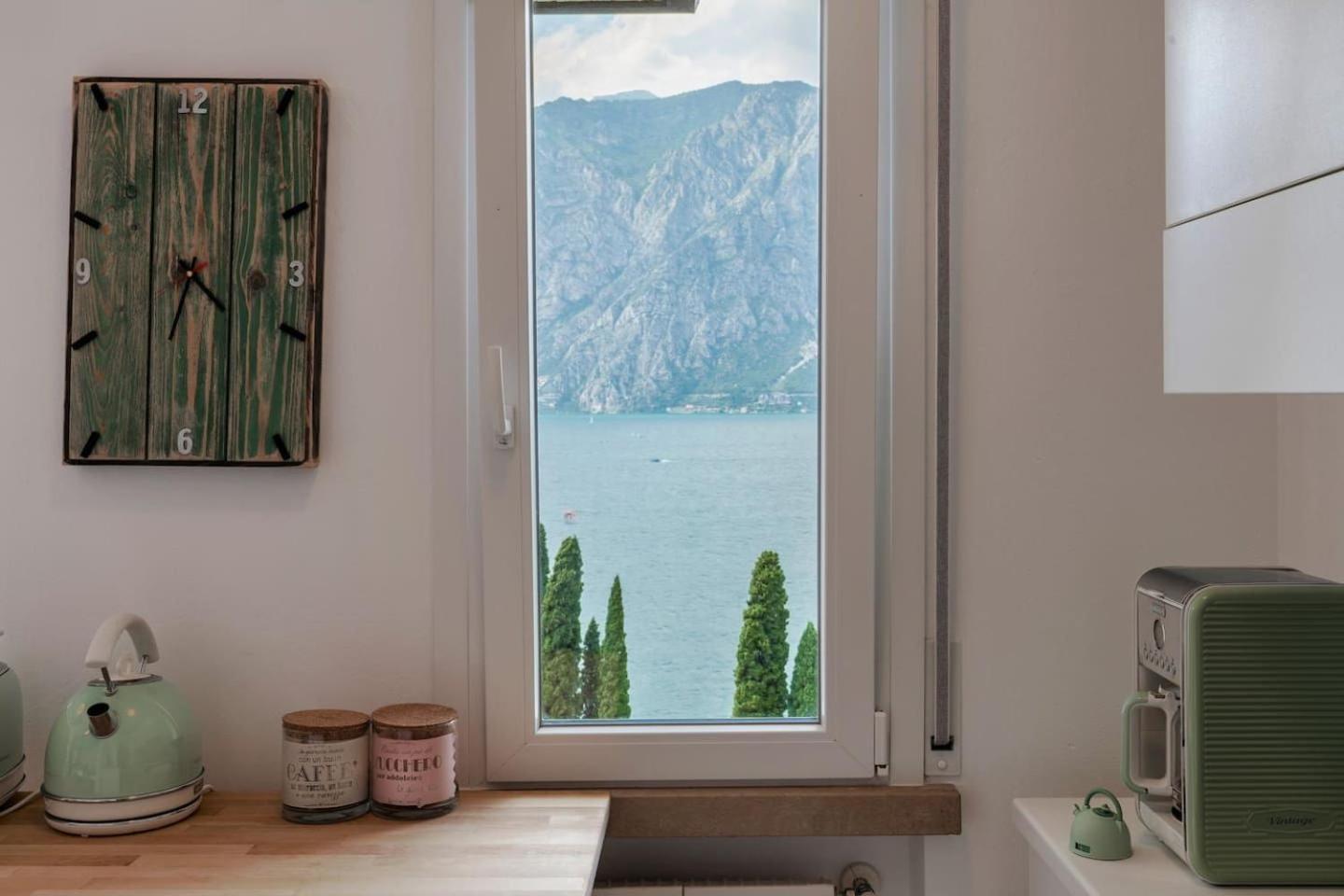 Finestra Sul Lago Malcesine Apt Riva Екстер'єр фото